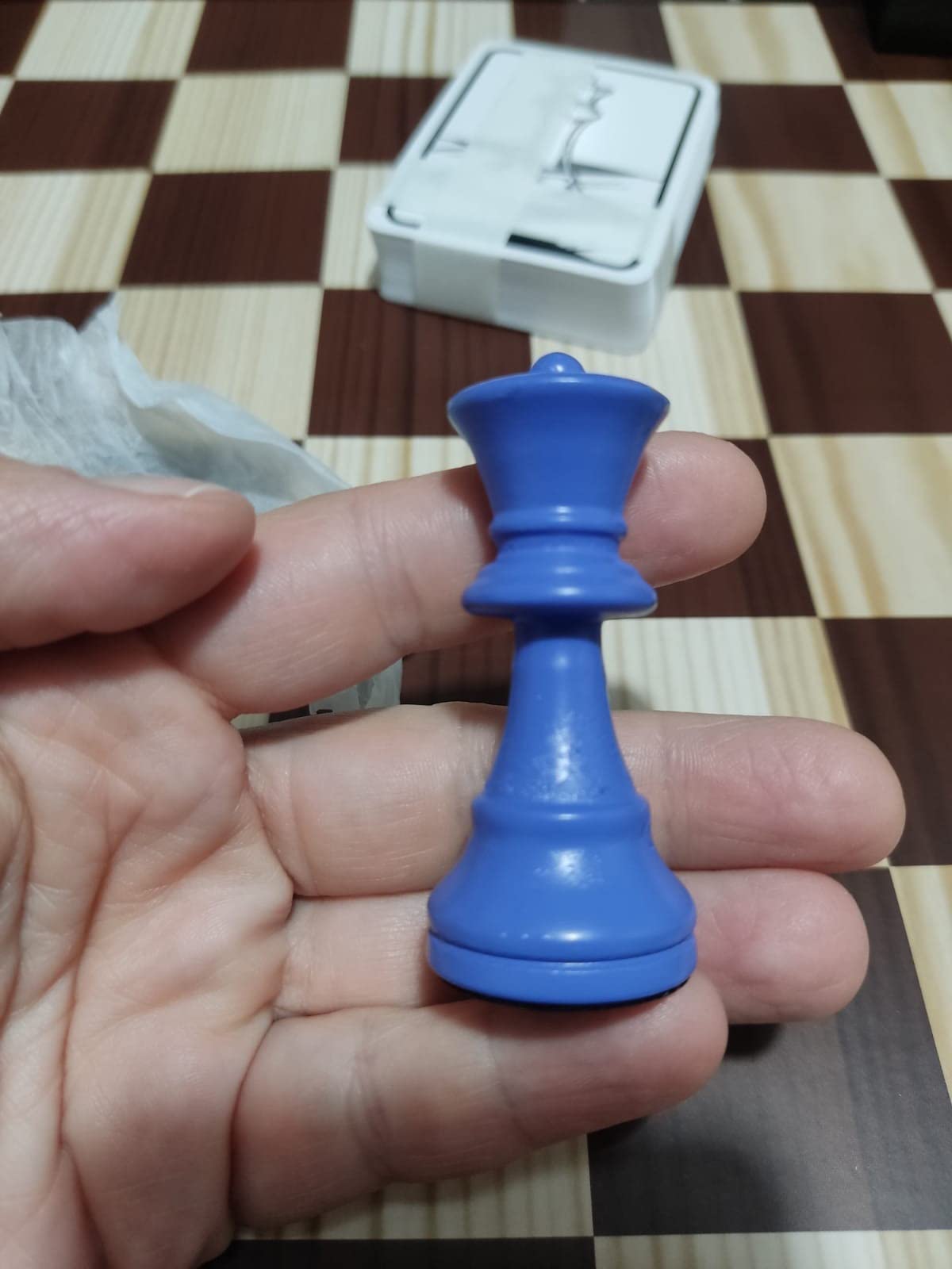 Asmodee Queen's Gambit Regina Scacchi gioco tavolo 2-4 giocatori
