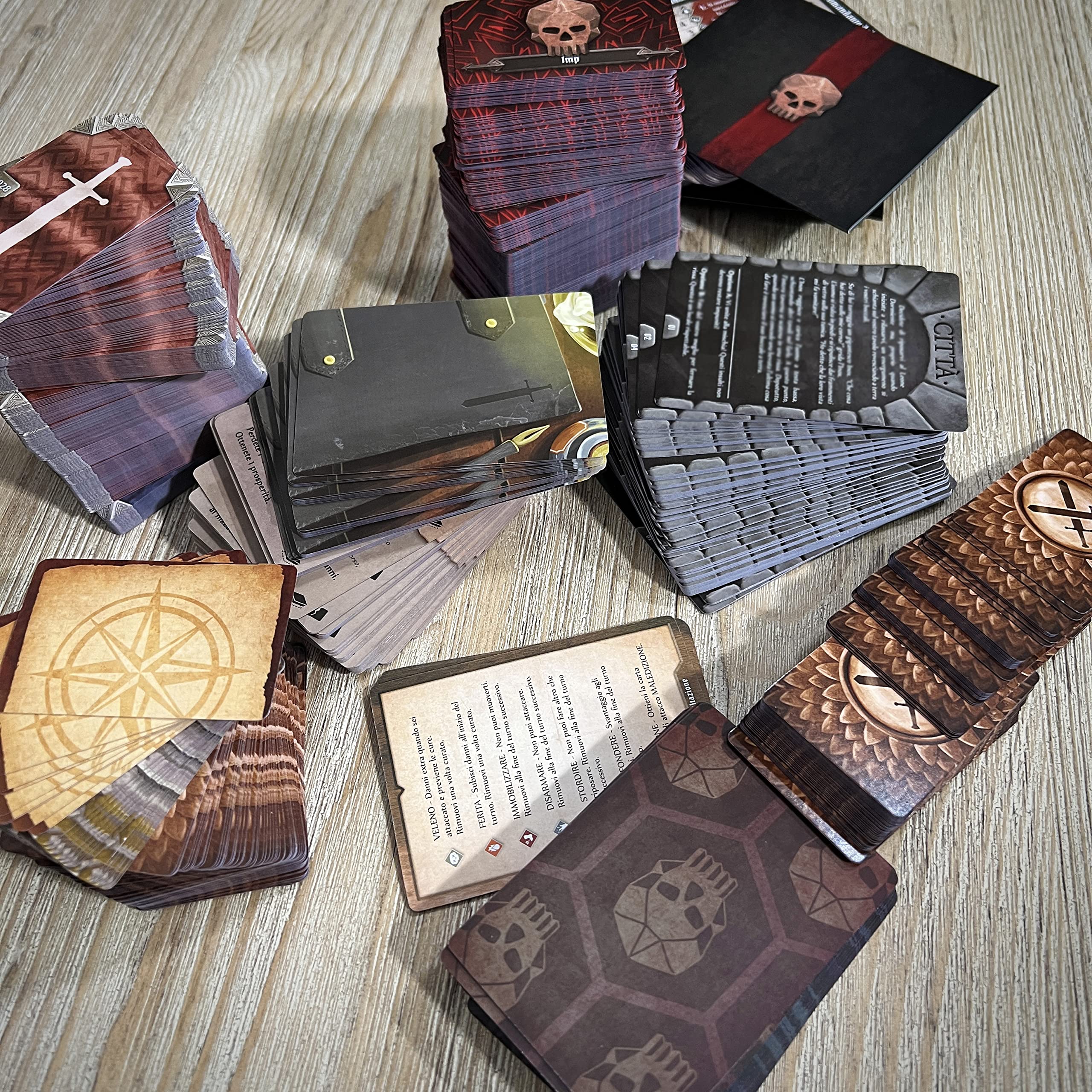 Asmodee Esperti Gloomhaven Seconda Edizione Gioco Tavolo 1-4 ITA App