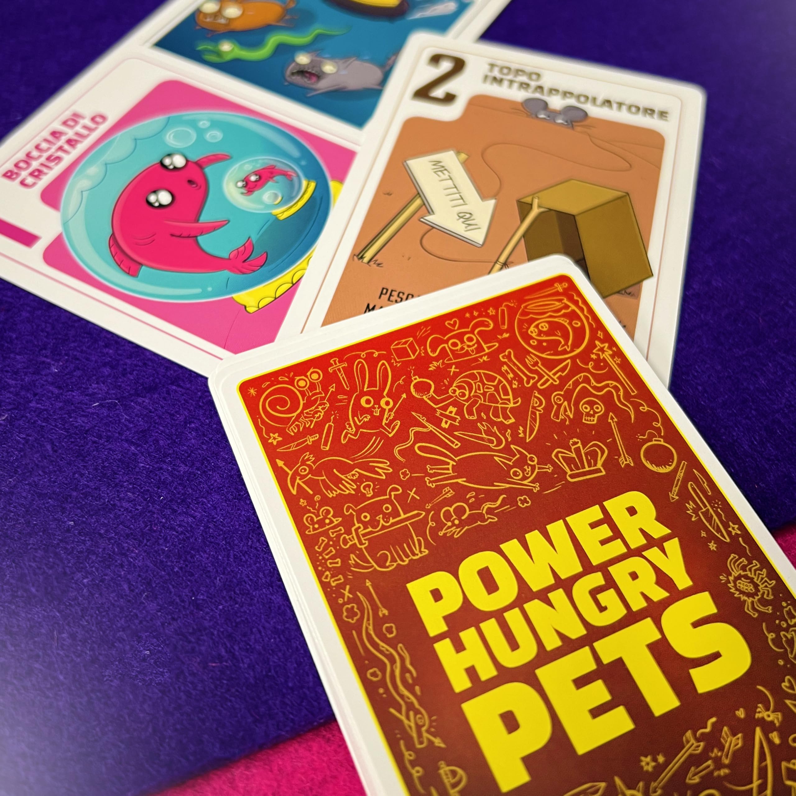 Asmodee Power Hungry Pets gioco di carte famiglia 2-6 giocatori