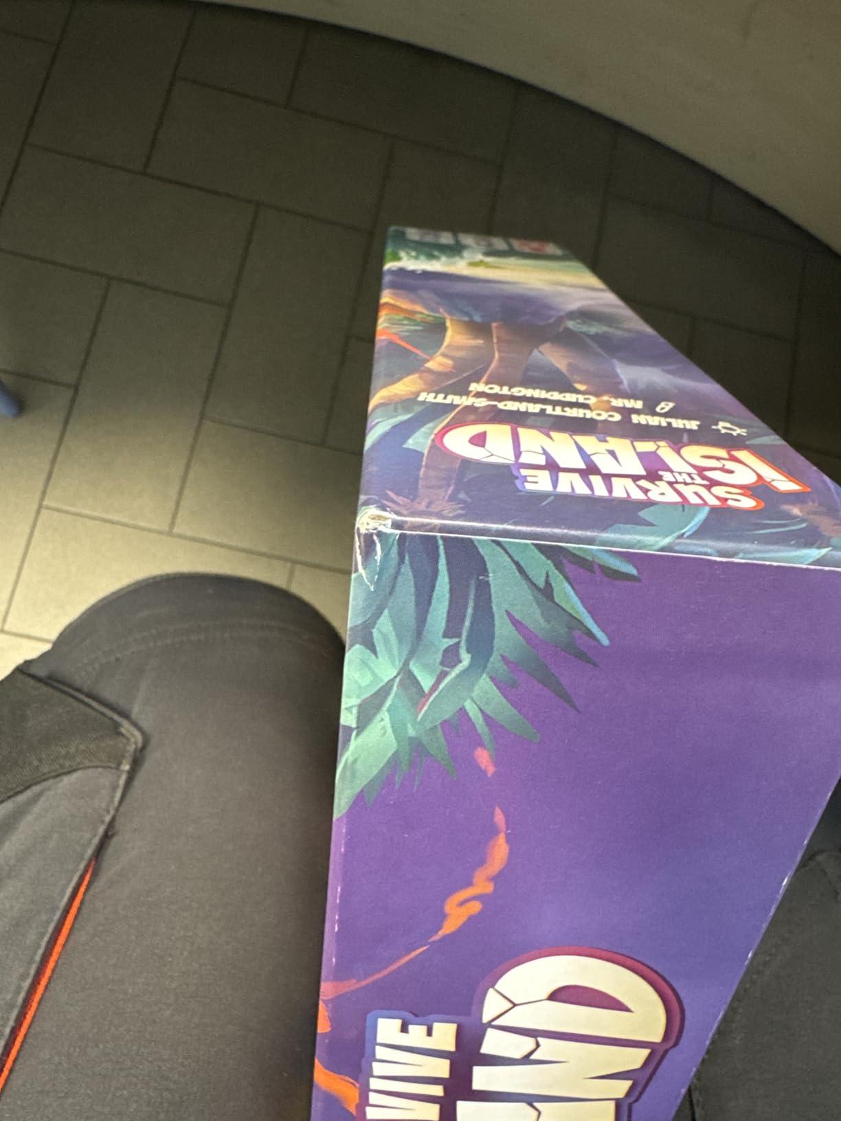 Asmodee Survive the Island Gioco da Tavolo Avventura Italiano