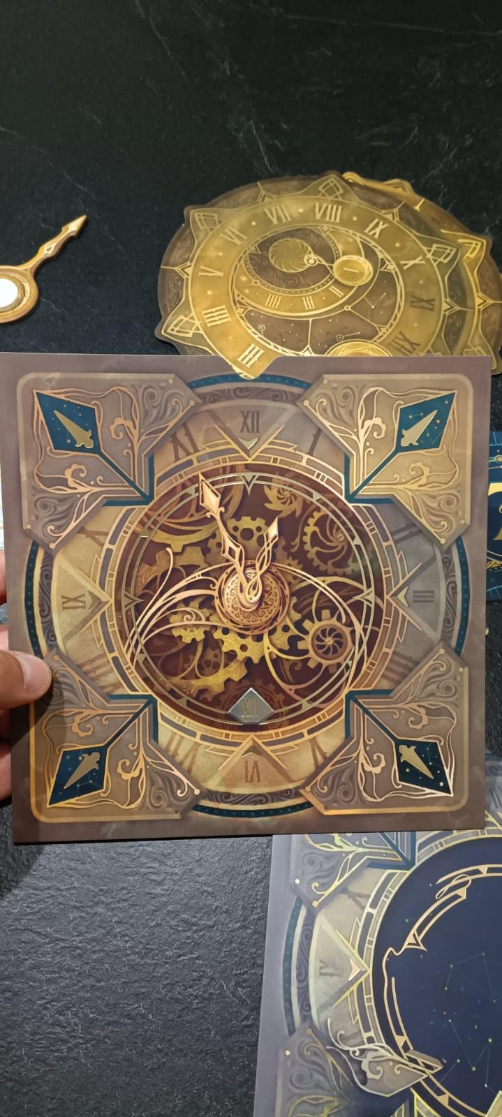 Asmodee Take Time Gioco Base gioco deduzione collaborativo orologi