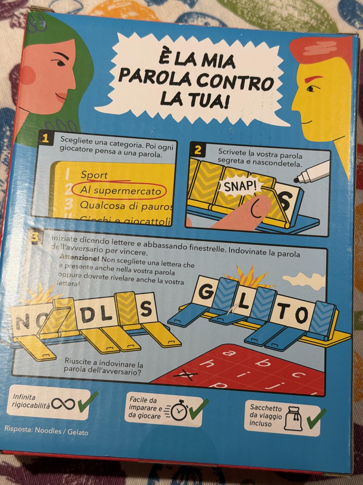 Asmodee Battle Flips gioco tavolo parole duello 2 giocatori