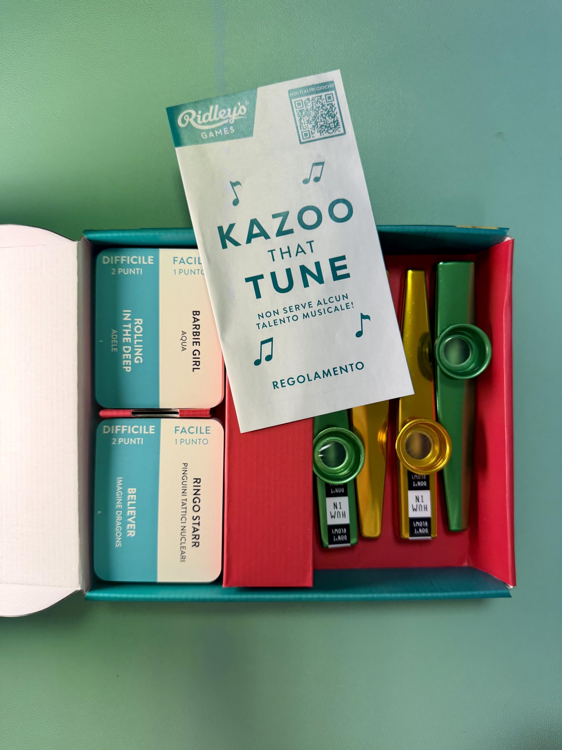 Asmodee Kazoo That Tune party game musicale con kazoo