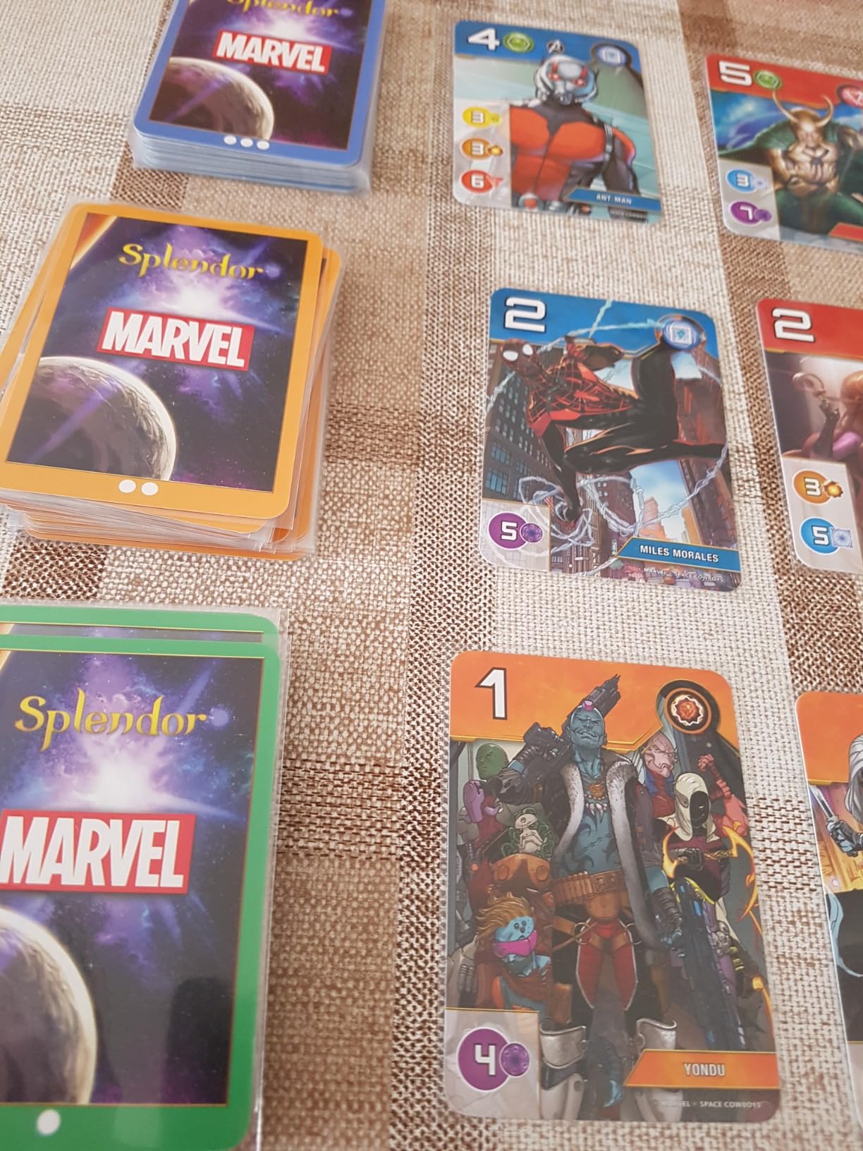 Asmodee Splendor Marvel gioco tavolo strategia supereroi