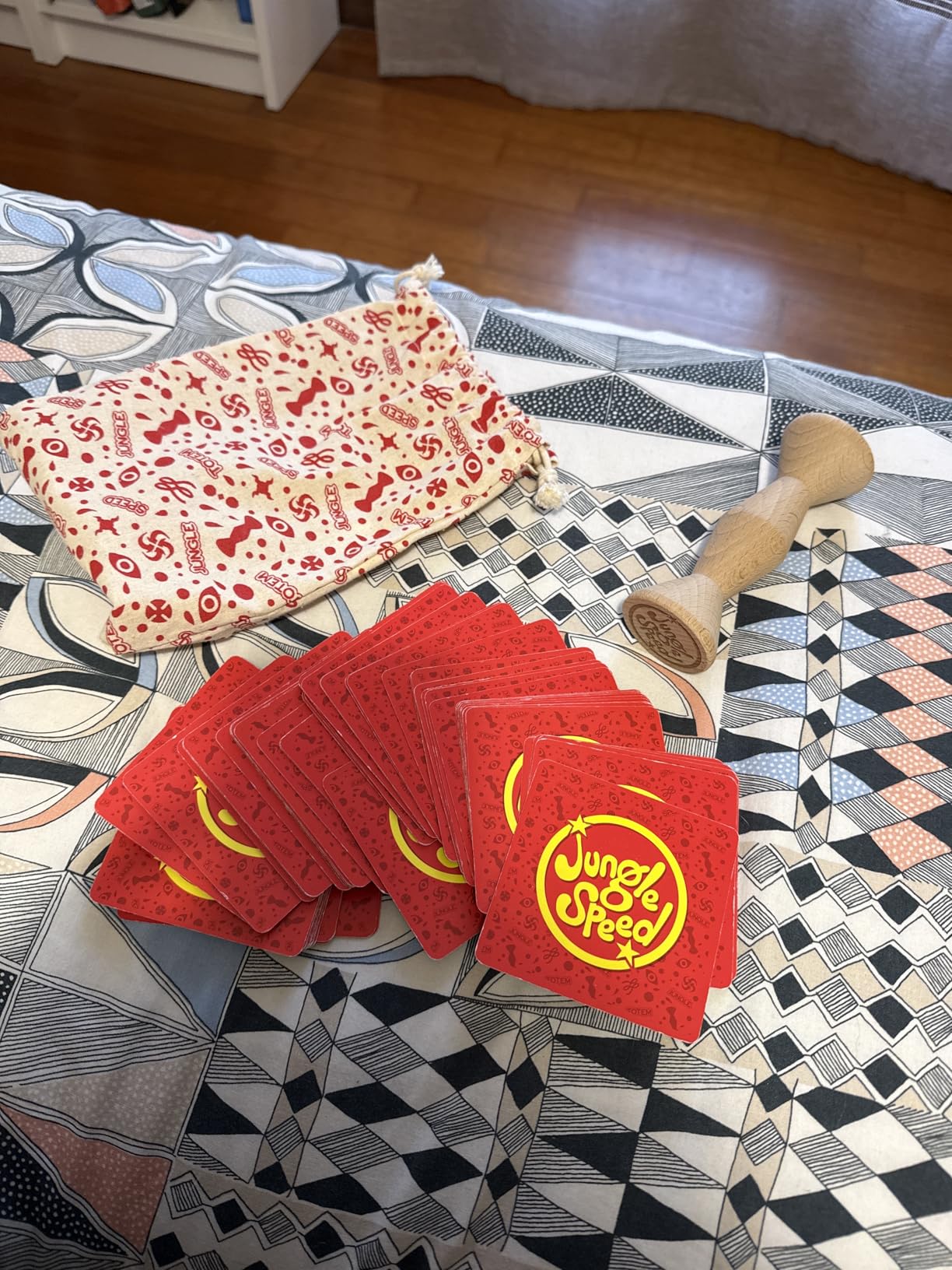 Asmodee Jungle Speed party game da tavolo con totem 2-10 giocatori