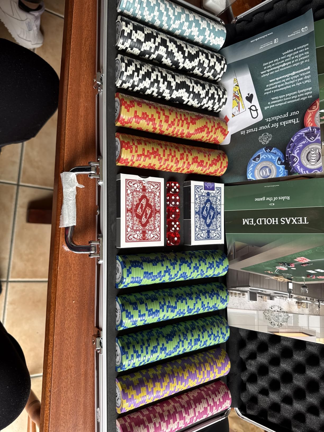 Bullets Playing Cards Set Poker 500 Fiches con Valigetta Deluxe