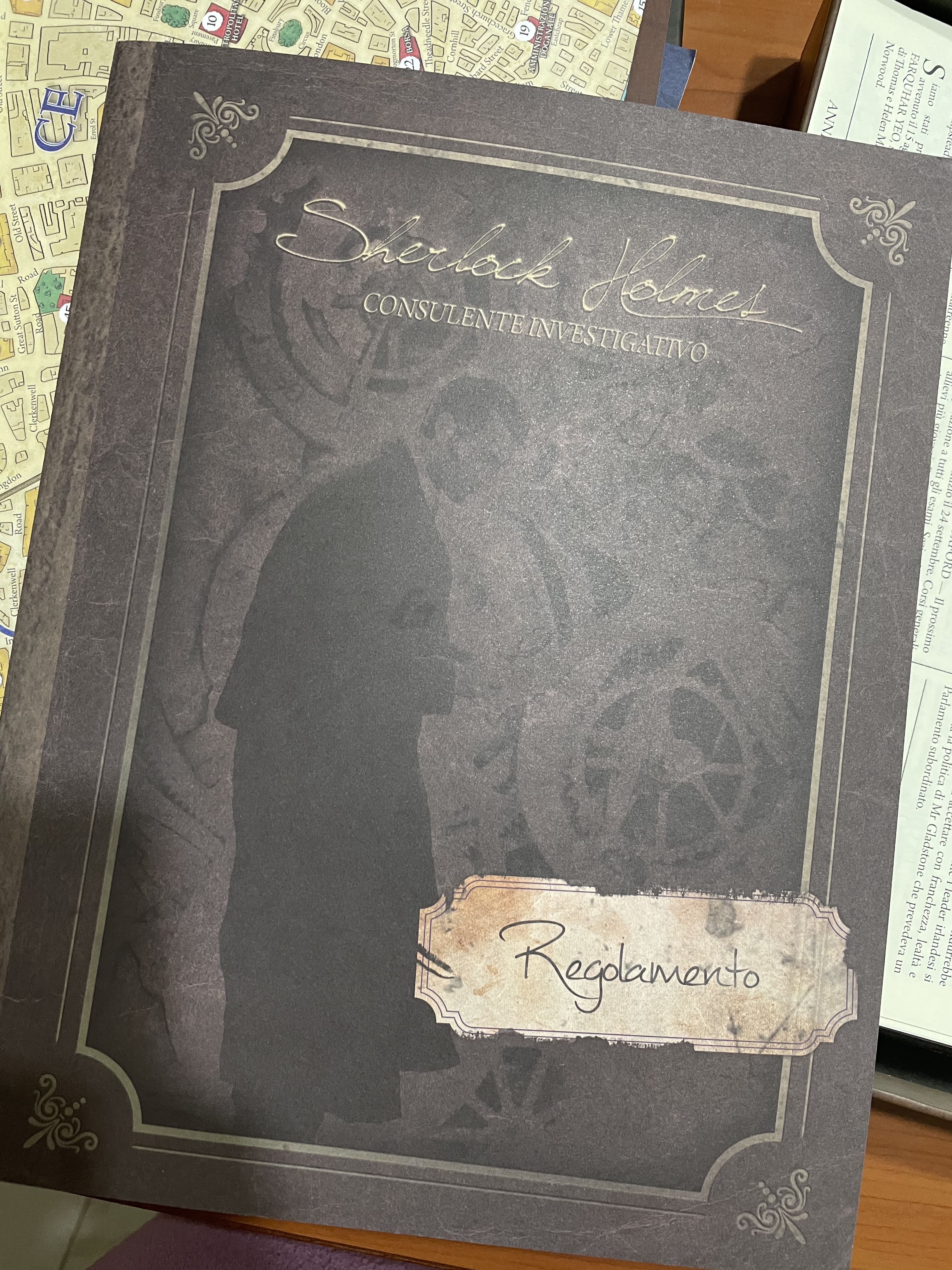 Asmodee Sherlock Holmes Delitti del Tamigi gioco investigativo 10 casi