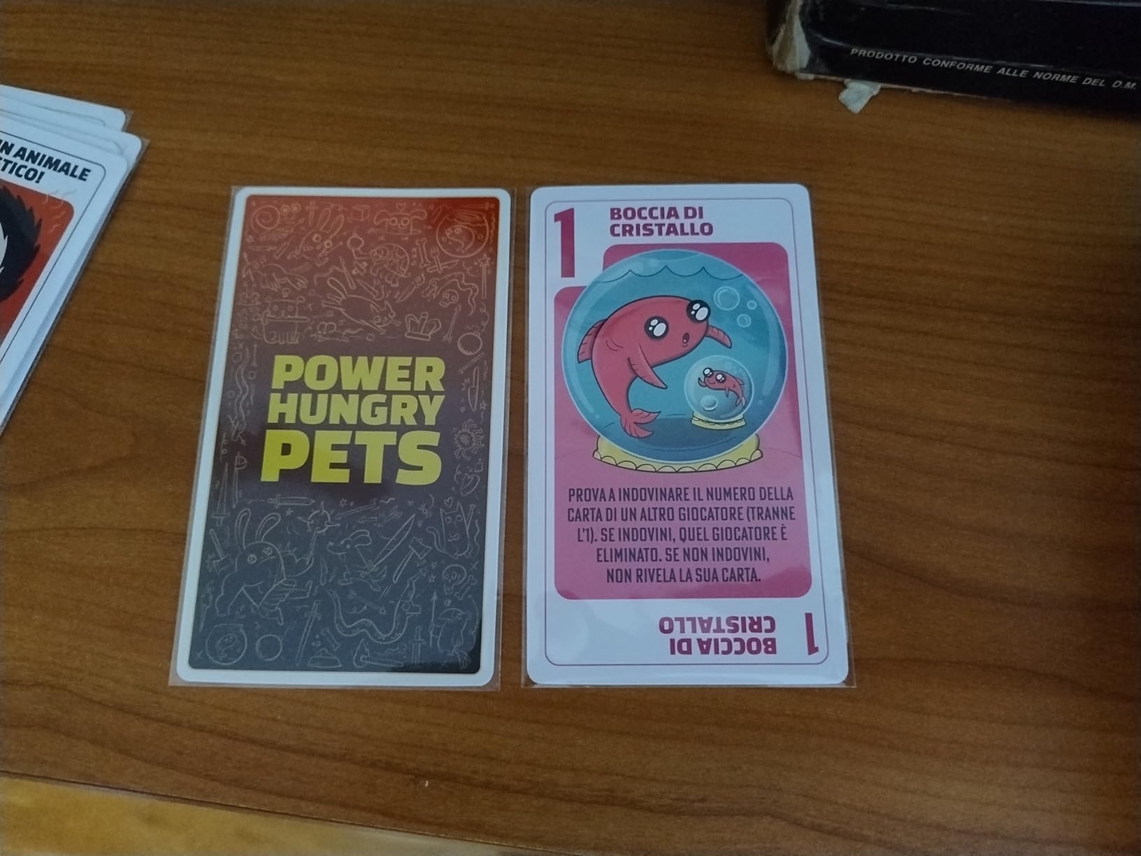 Asmodee Power Hungry Pets gioco di carte famiglia 2-6 giocatori