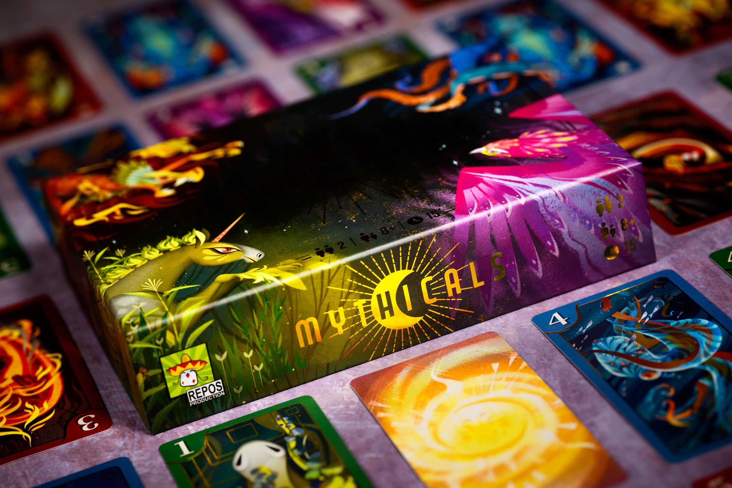 Asmodee Mythicals gioco carte duello 2 giocatori italiano