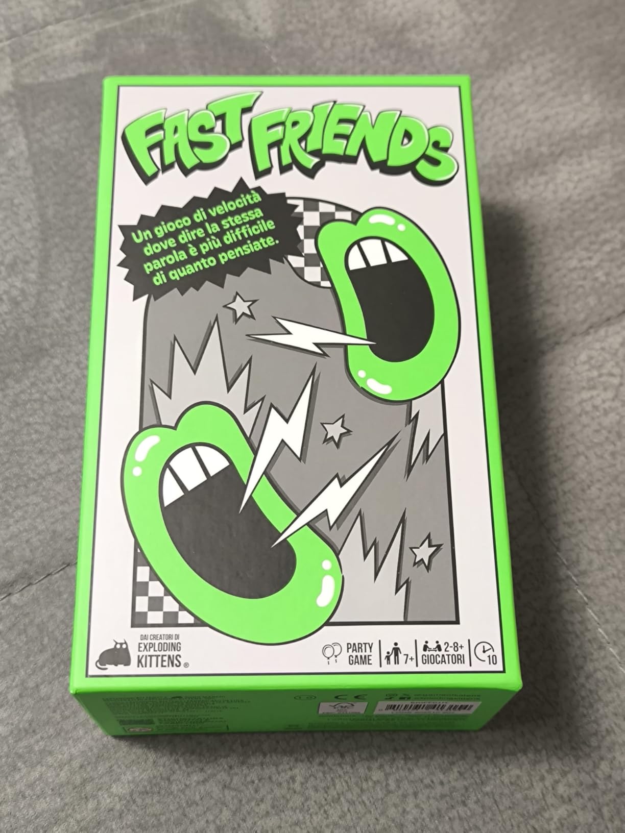 Asmodee Fast Friends carte da gioco party game 2-8 giocatori italiano