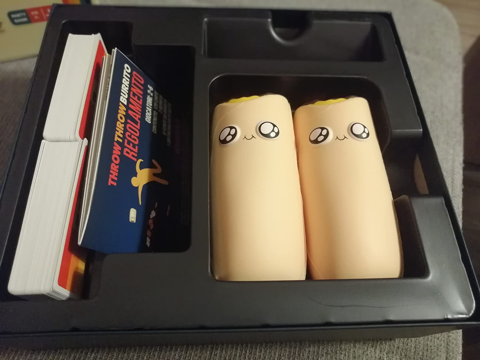 Asmodee Throw Throw Burrito party game carte 2-6 giocatori