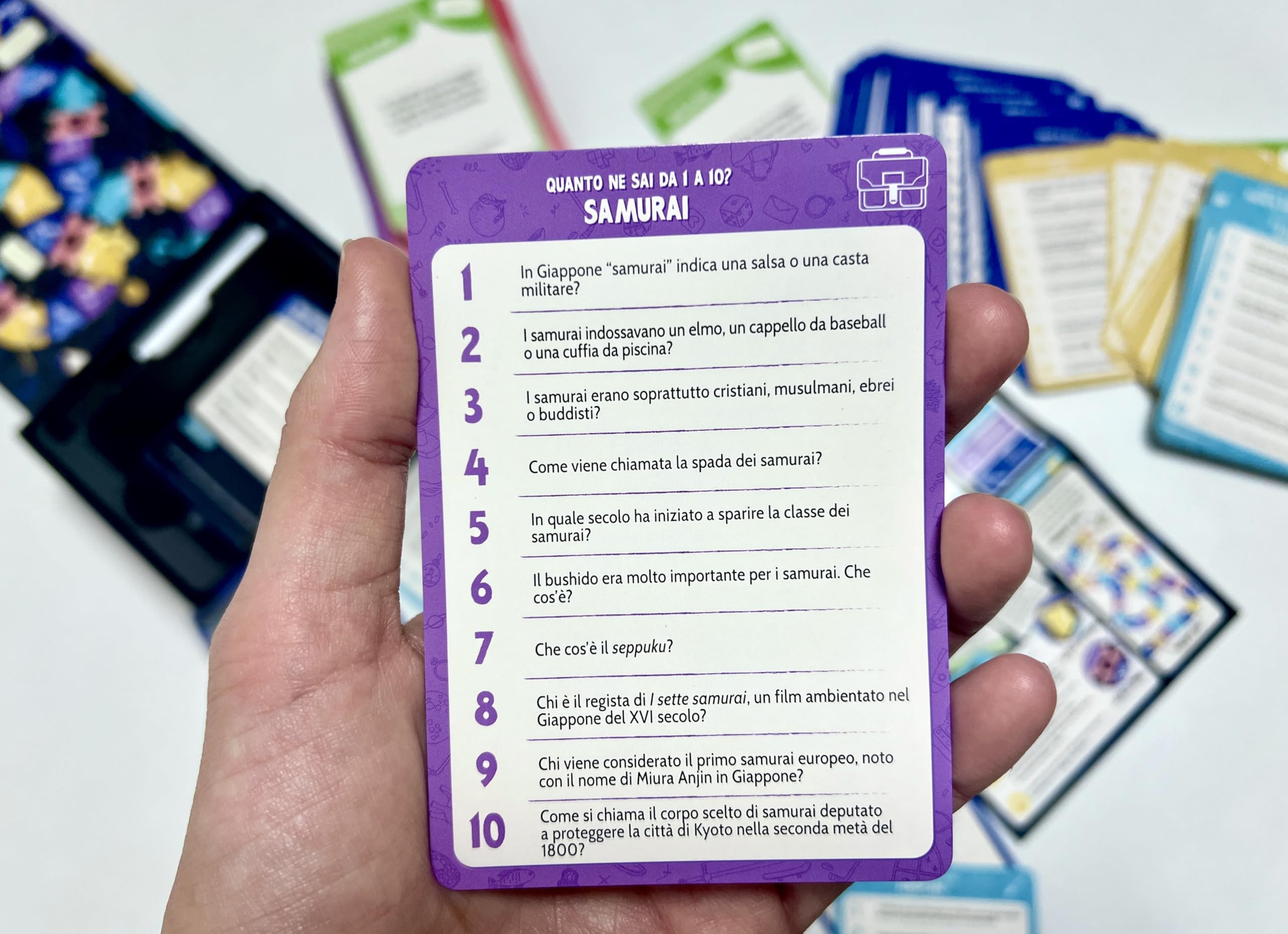 Asmodee Party Games QNS Quanto ne sai gioco quiz 2-6 italiano