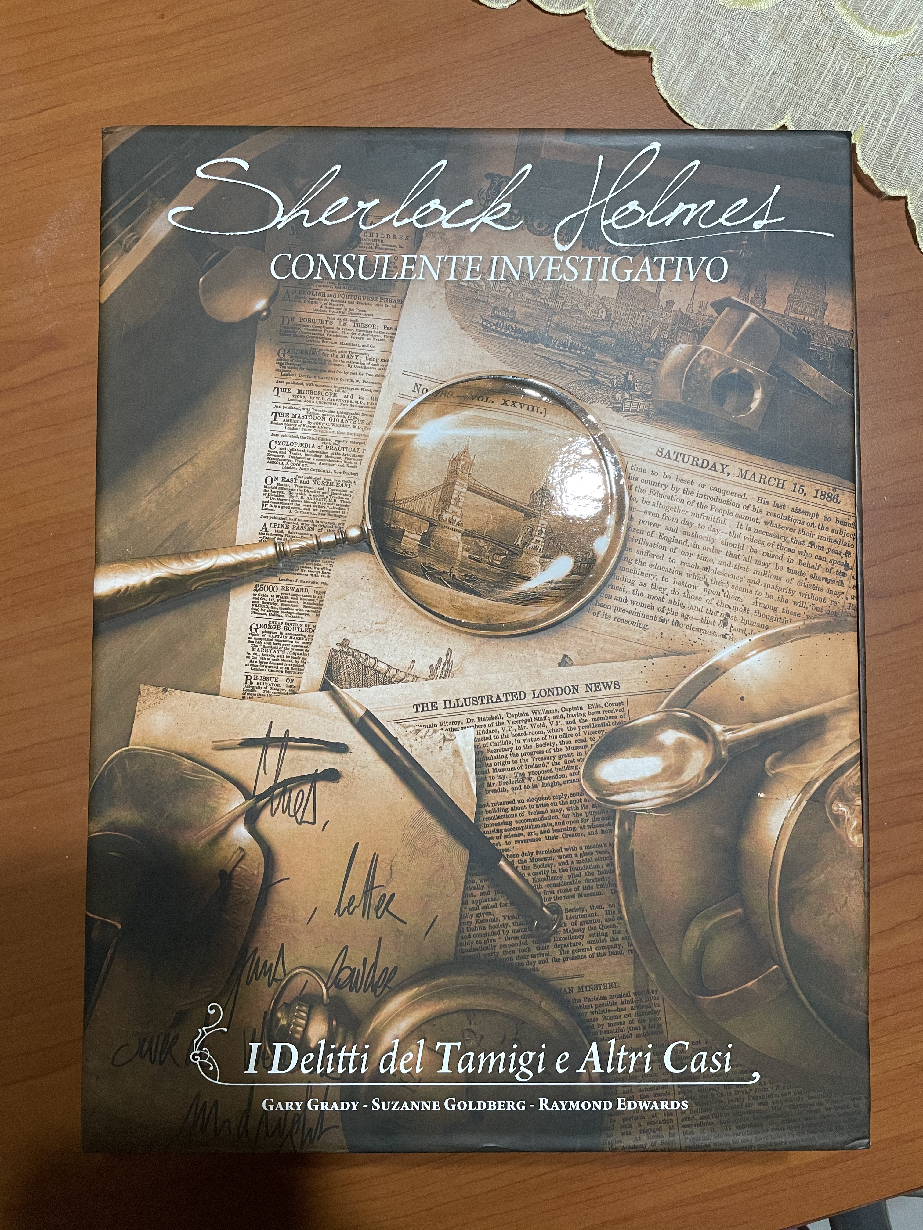 Asmodee Sherlock Holmes Delitti del Tamigi gioco investigativo 10 casi