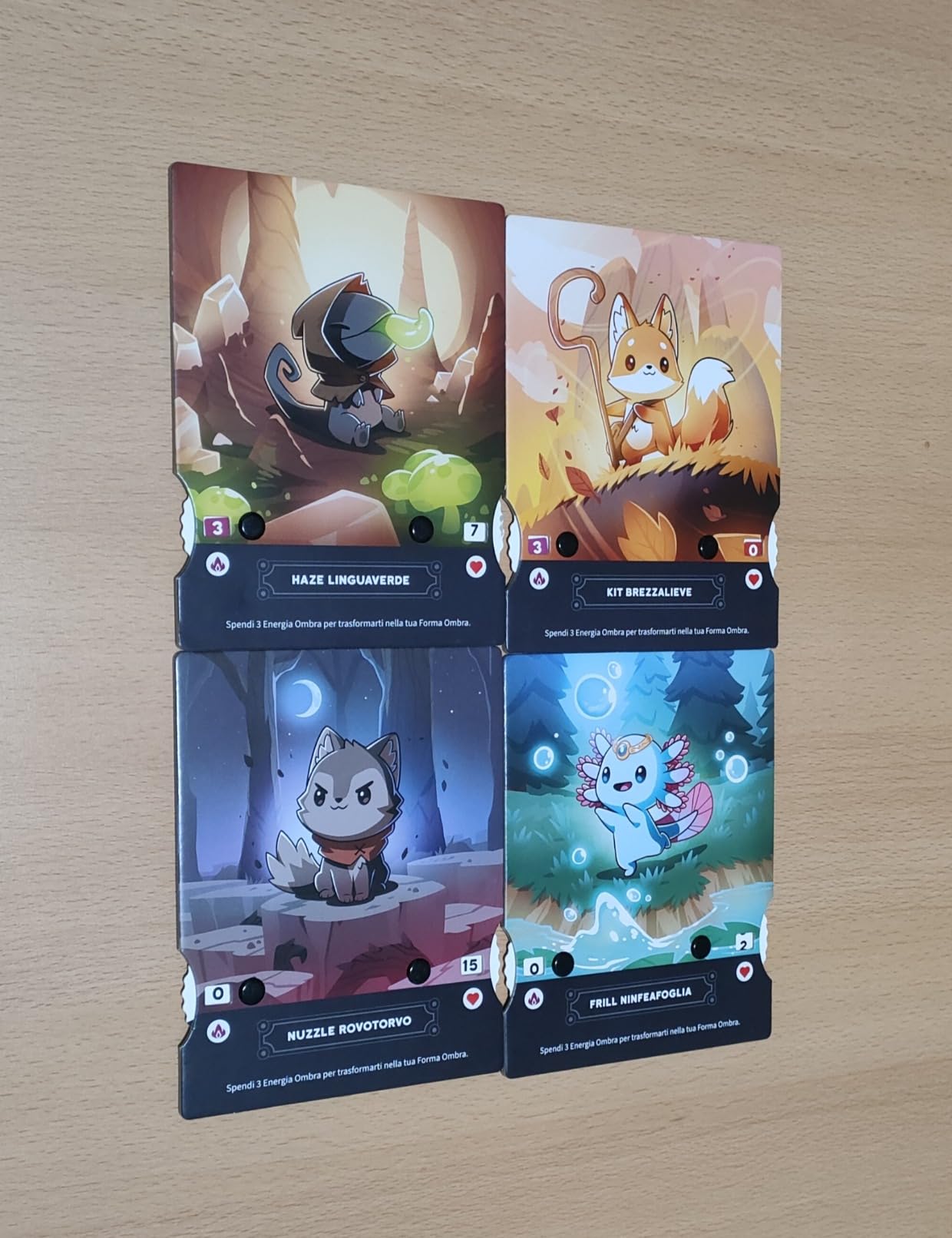 Asmodee Casting Shadows gioco carte strategico fantasy