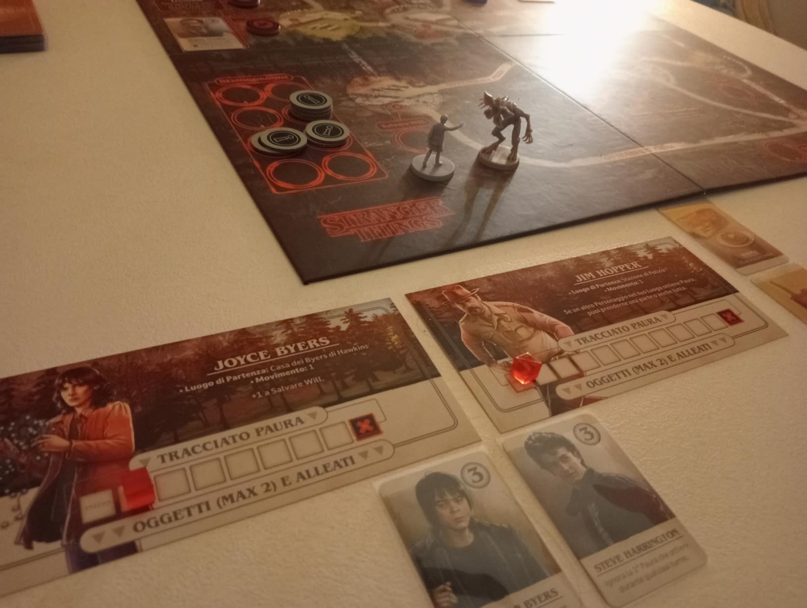 Asmodee Stranger Things Sottosopra collaborativo italiano