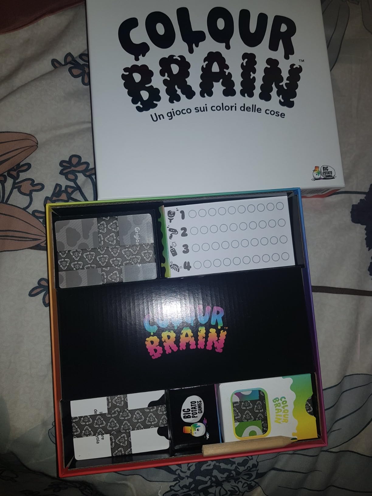 Asmodee Colourbrain gioco da tavolo quiz colori 2-20 giocatori