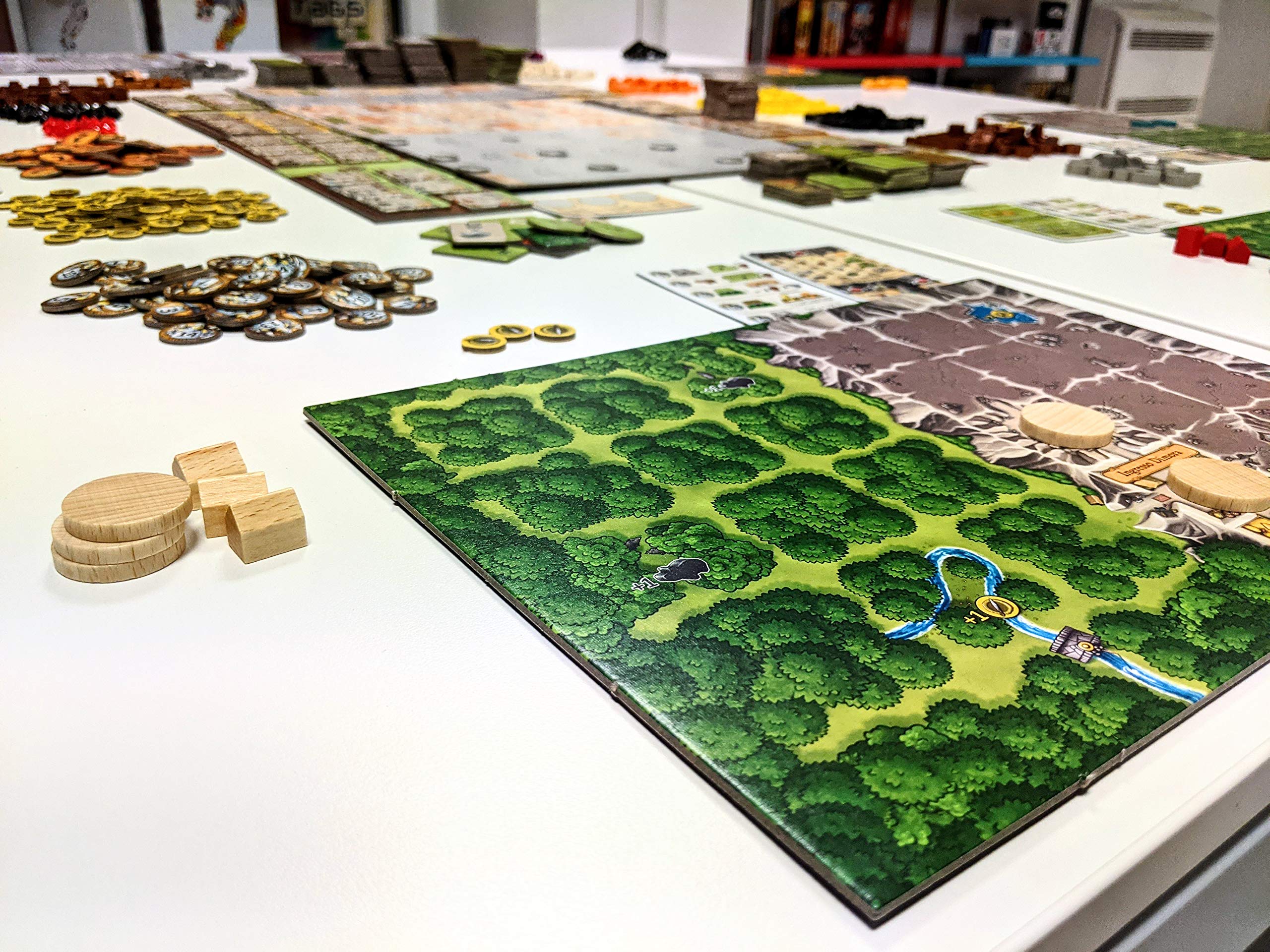 Caverna Asmodee gioco tavolo strategia 1-7 giocatori italiano