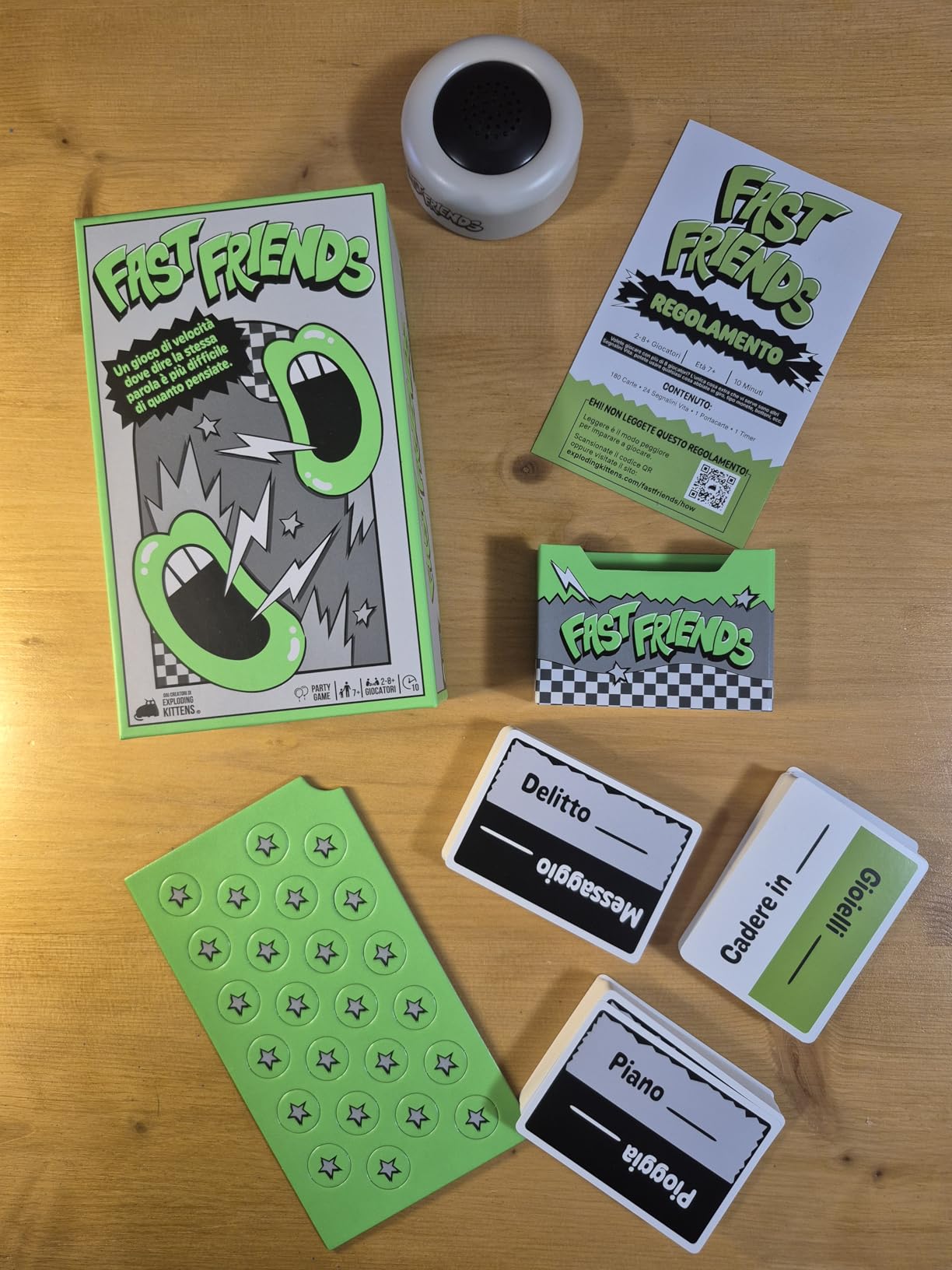 Asmodee Fast Friends carte da gioco party game 2-8 giocatori italiano
