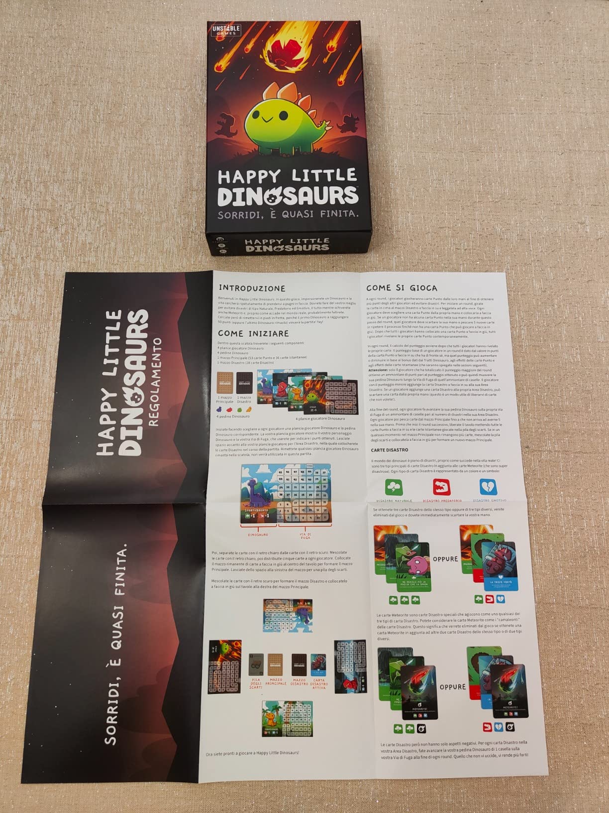 Asmodee Happy Little Dinosaurs Carte Gioco Base 2-4 giocatori