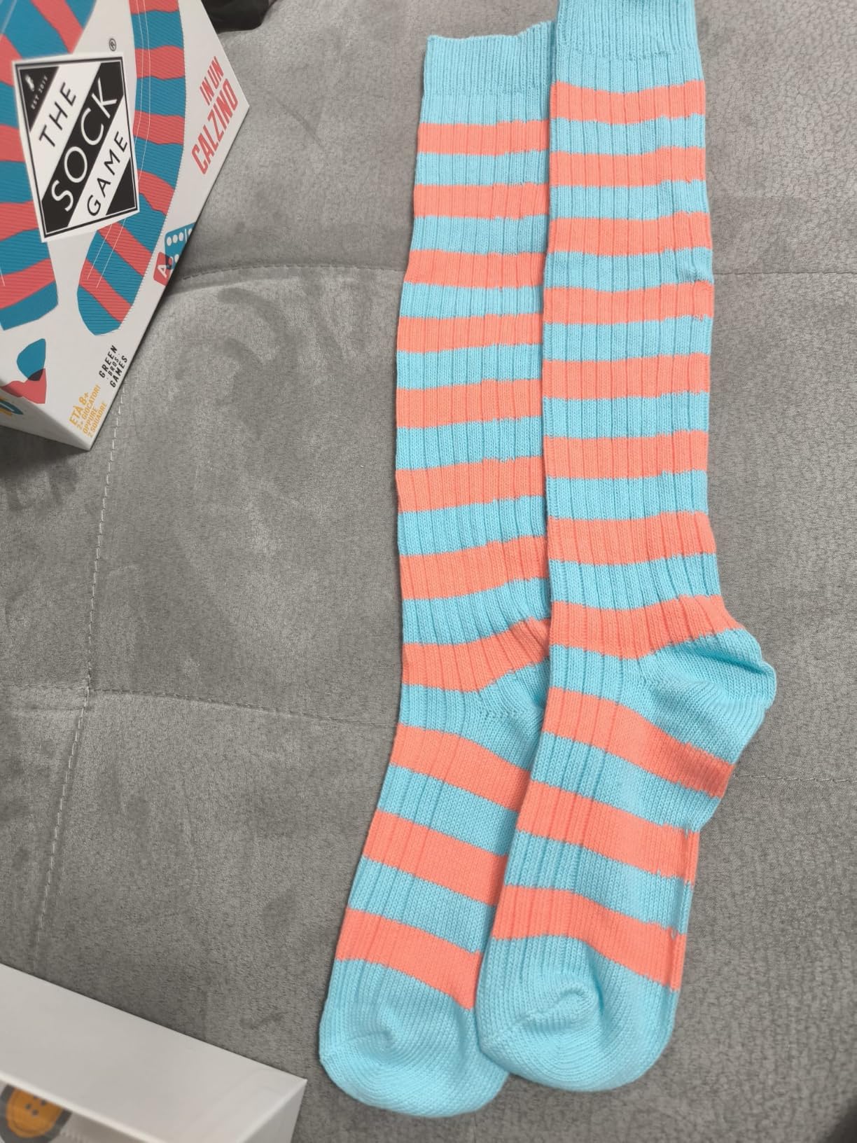 Asmodee The Sock Game Gioco da Tavolo Tattile 2 Squadre