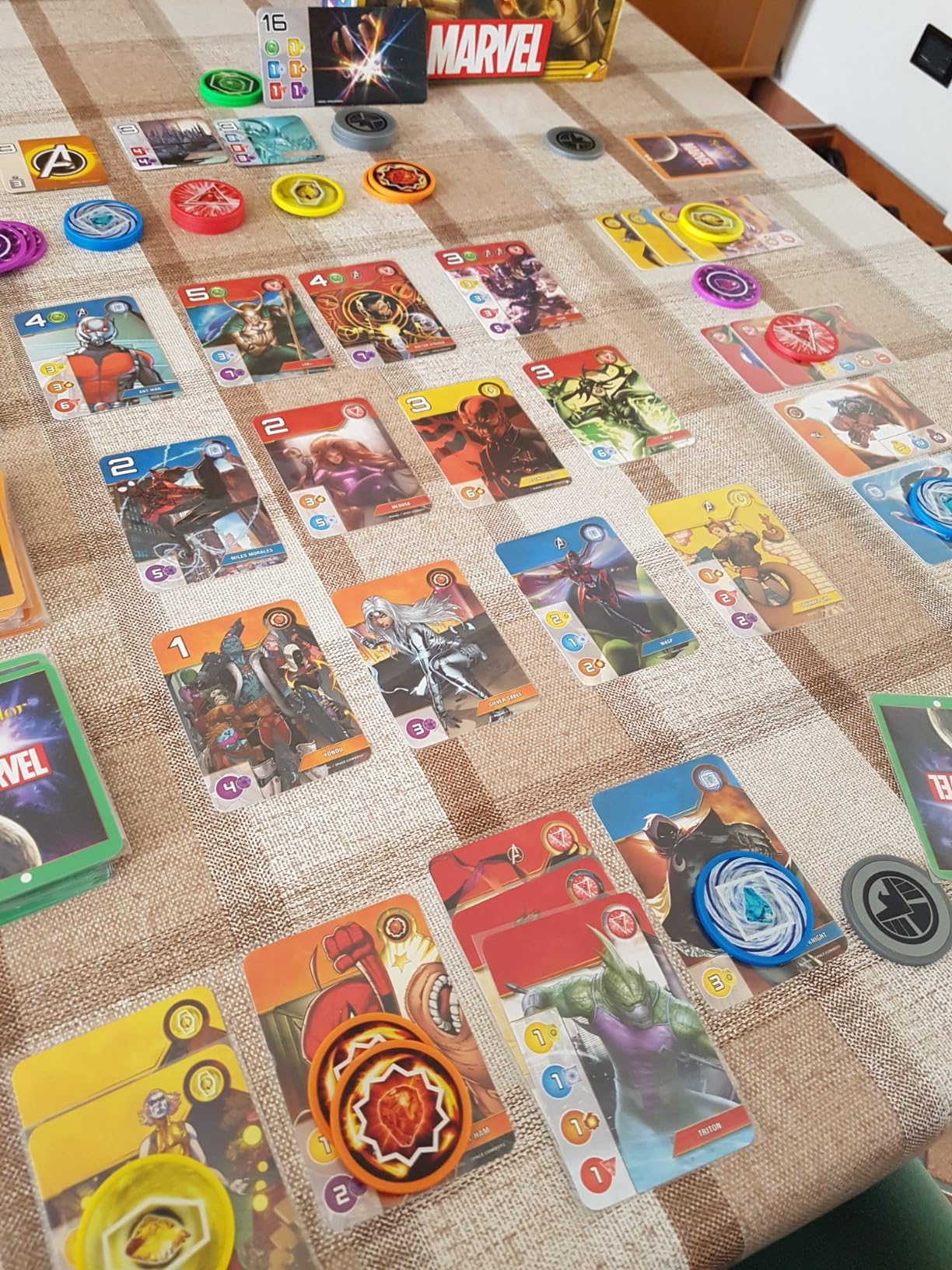 Asmodee Splendor Marvel gioco tavolo strategia supereroi