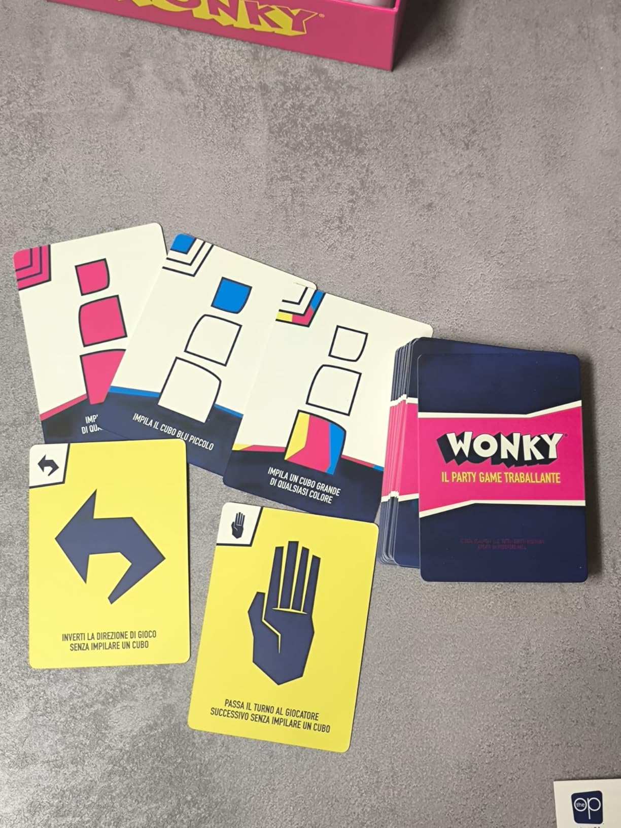 Asmodee Wonky party game di destrezza con cubi legno edizione italiana