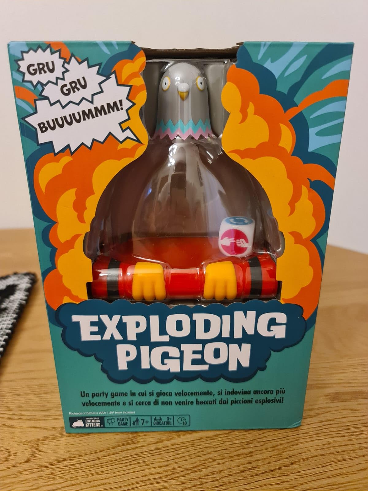 Asmodee Exploding Pigeon party game sfide 7+ italiano