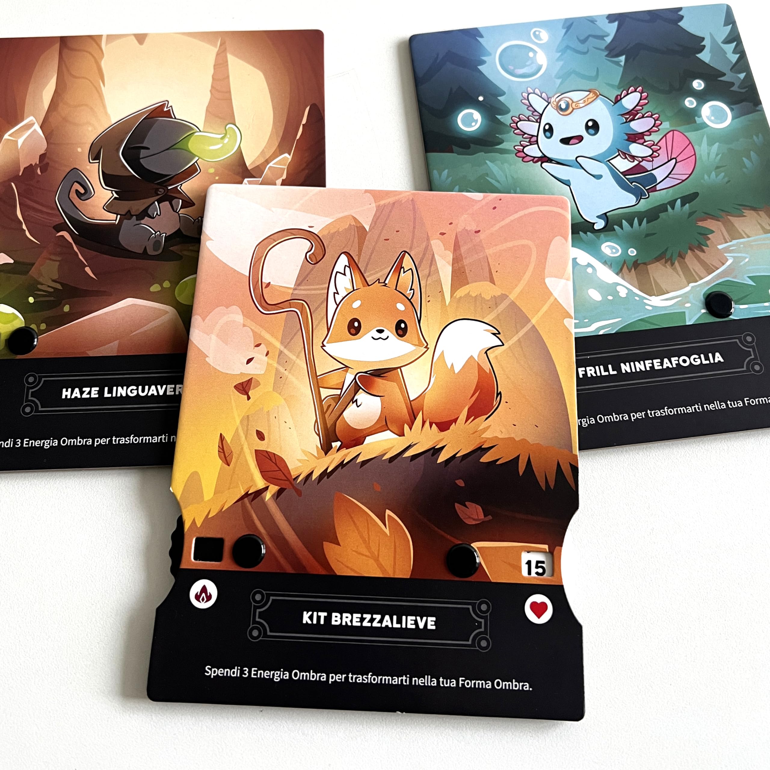 Asmodee Casting Shadows gioco carte strategico fantasy