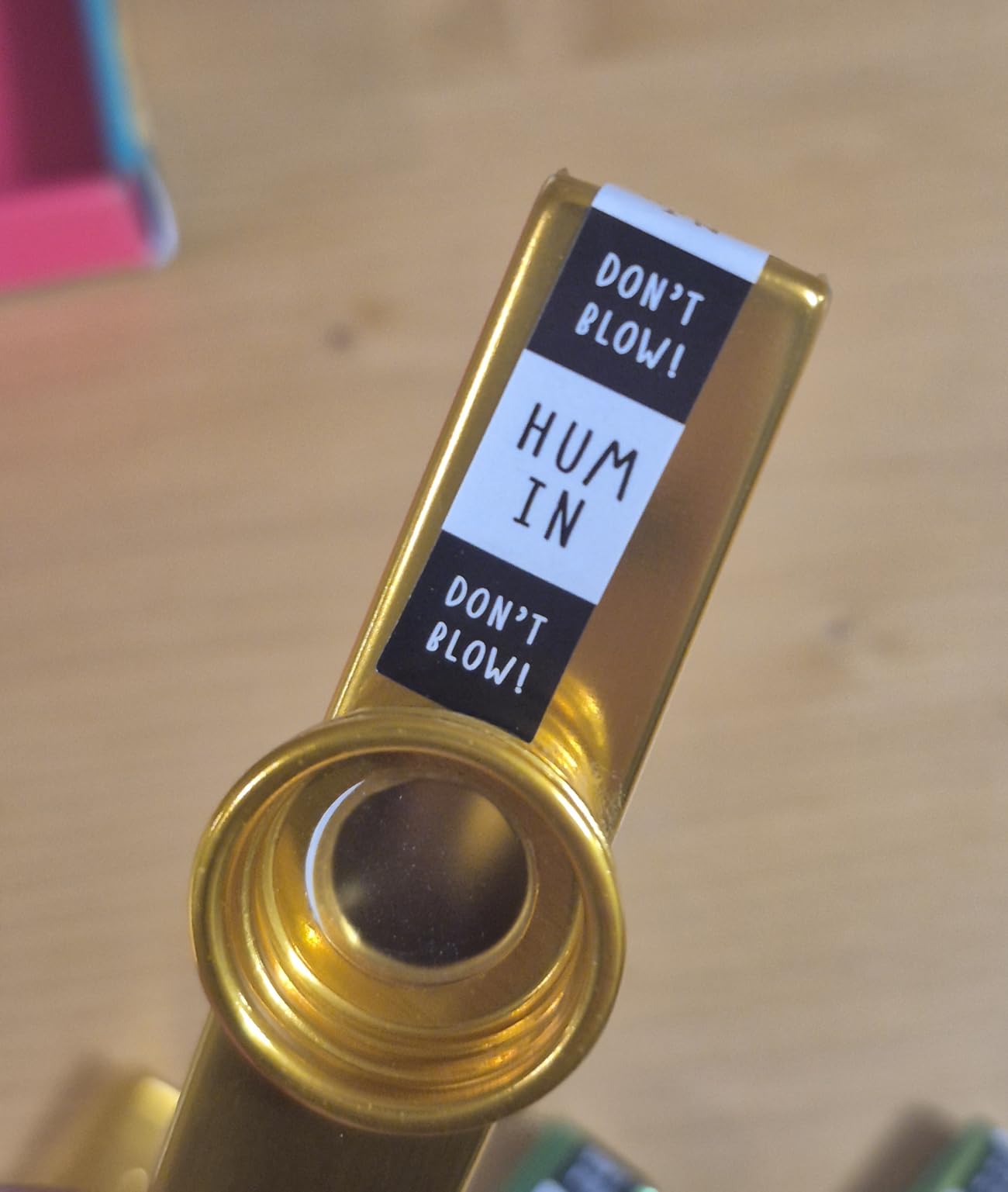 Asmodee Kazoo That Tune party game musicale con kazoo