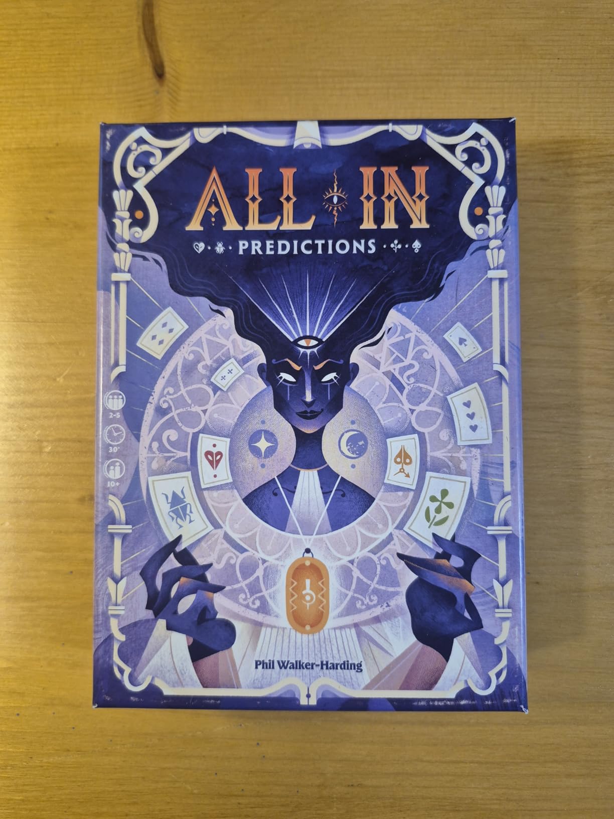 Asmodee All In Predictions Gioco di Carte 2-5 Giocatori