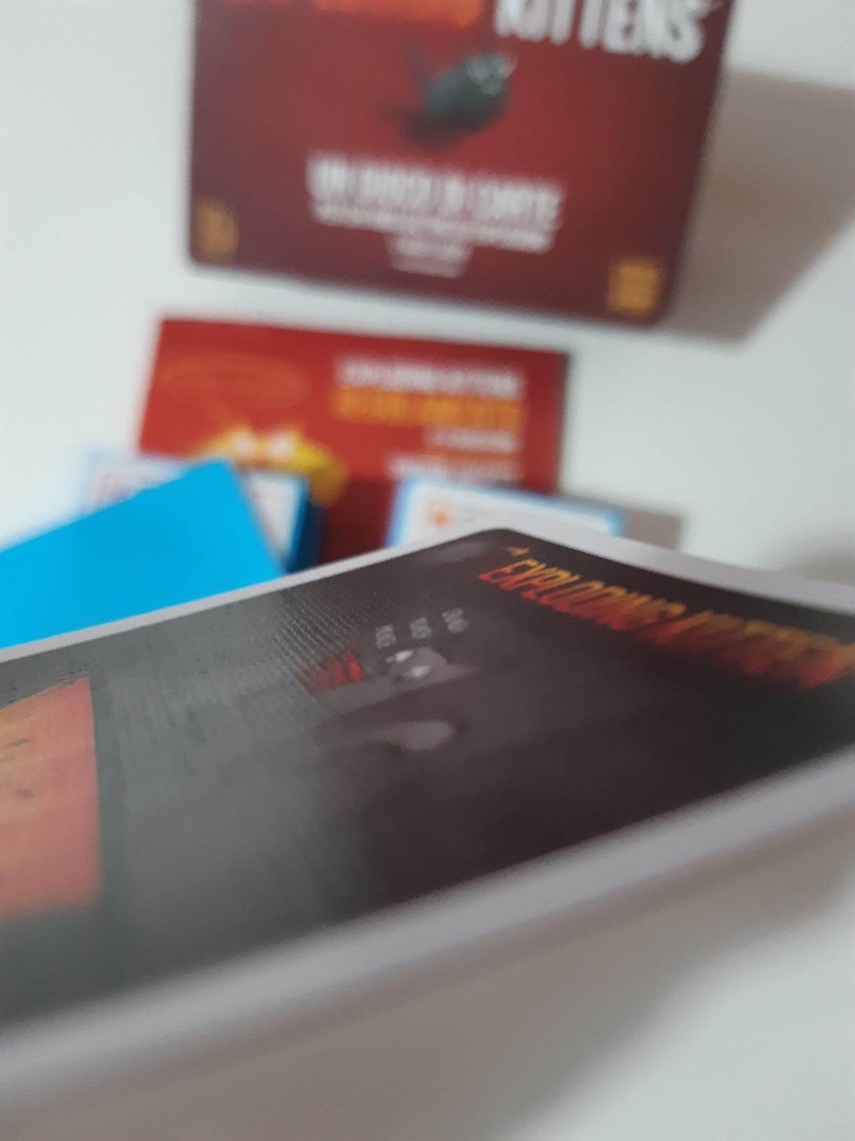 Asmodee Exploding Kittens gioco di carte base 2-5 giocatori