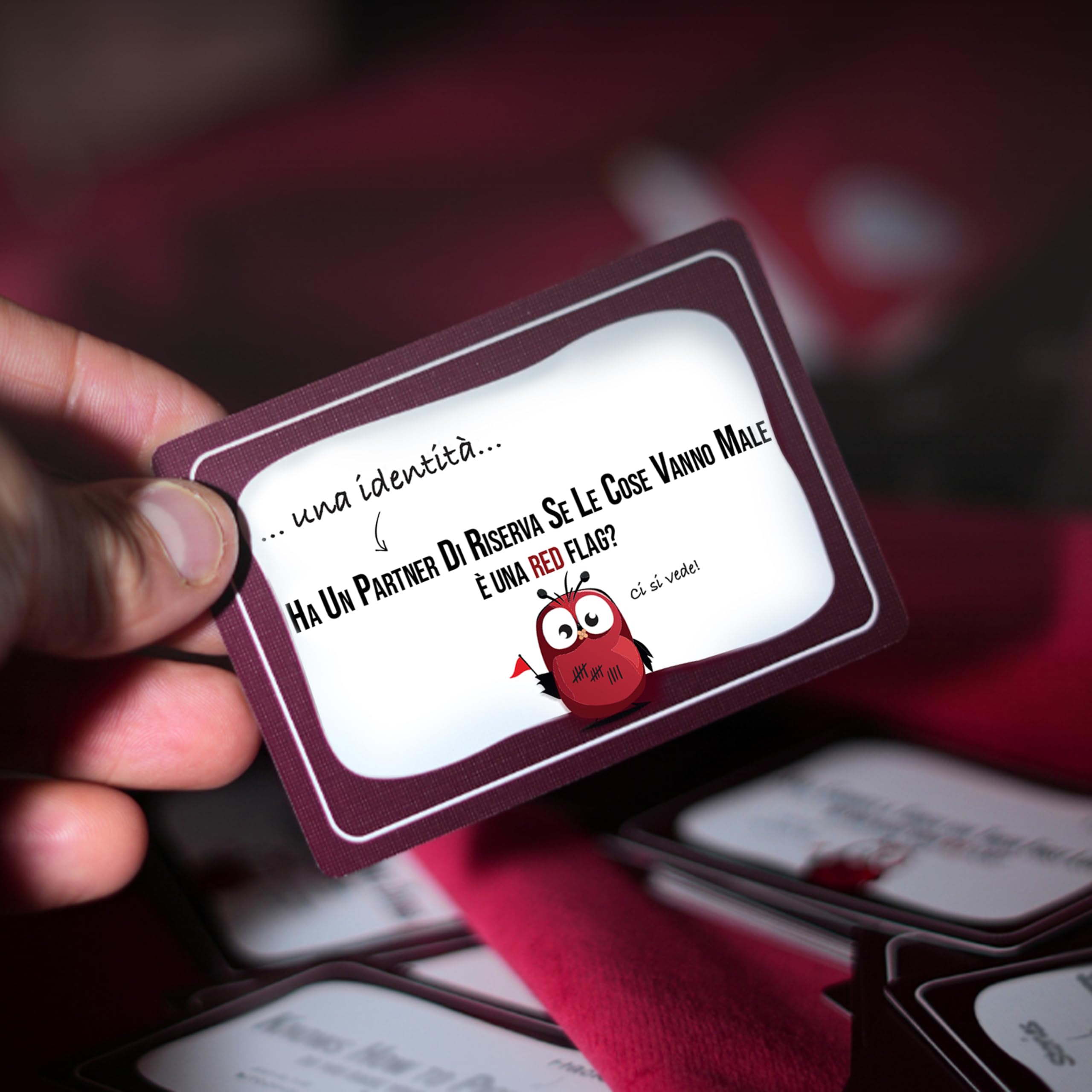 Asmodee Party Games È una Red Flag? Edizione VM18 gioco carte 18+