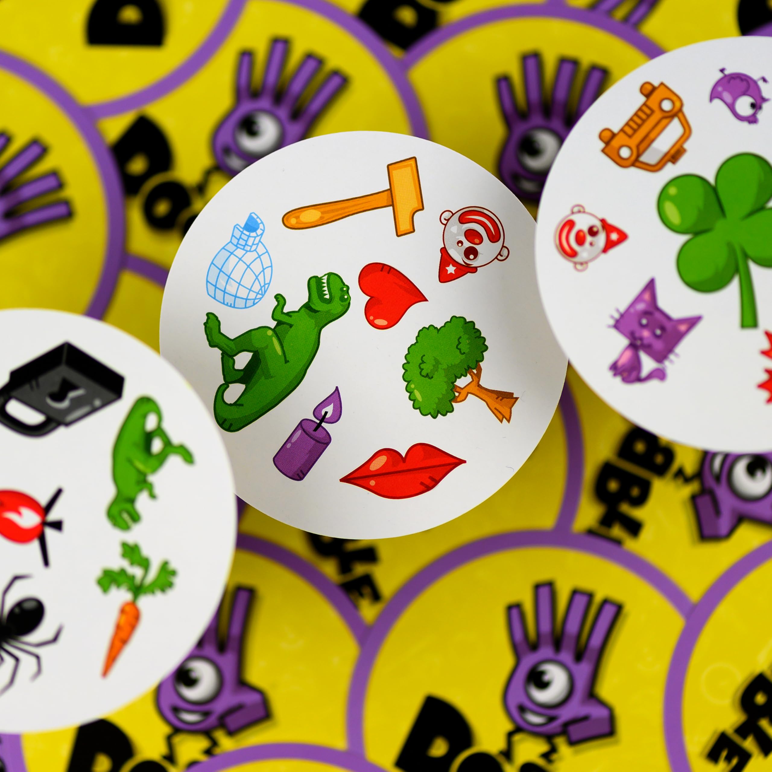 Asmodee Dobble Classico gioco di carte edizione italiana 2-8 giocatori