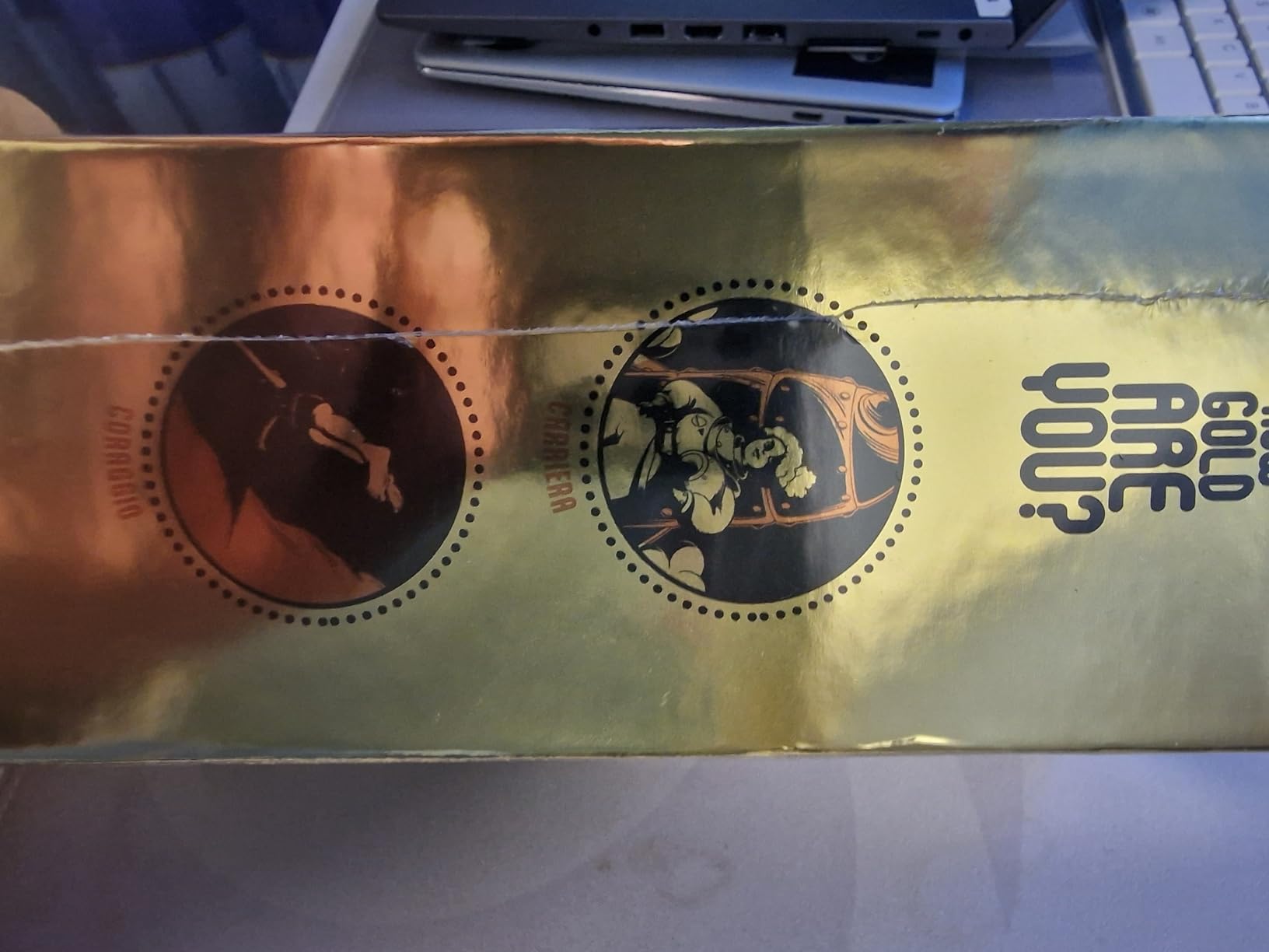 Asmodee How Gold Are You? gioco di bluff 3-6 giocatori