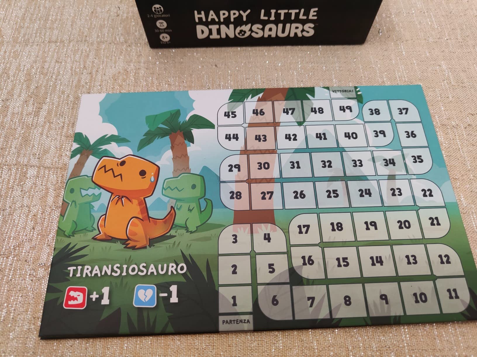 Asmodee Happy Little Dinosaurs Carte Gioco Base 2-4 giocatori