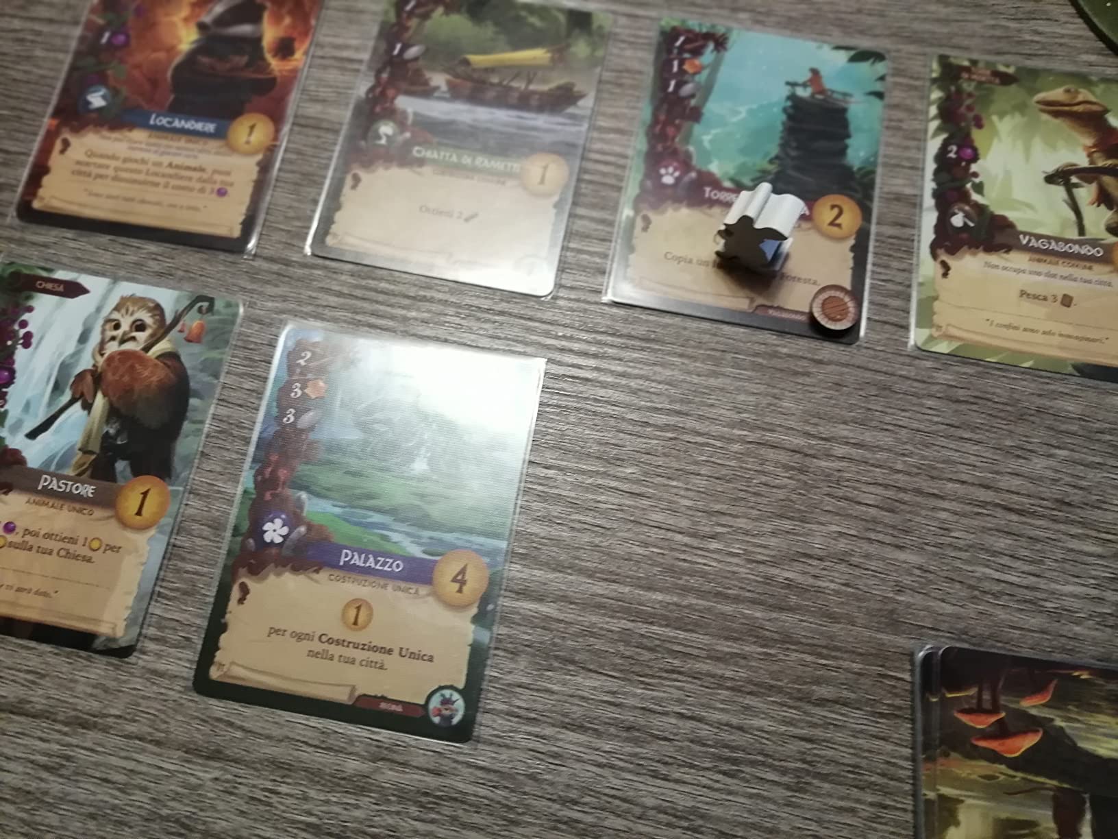 Asmodee Everdell Collector's Edition gioco tavolo 1-4 giocatori