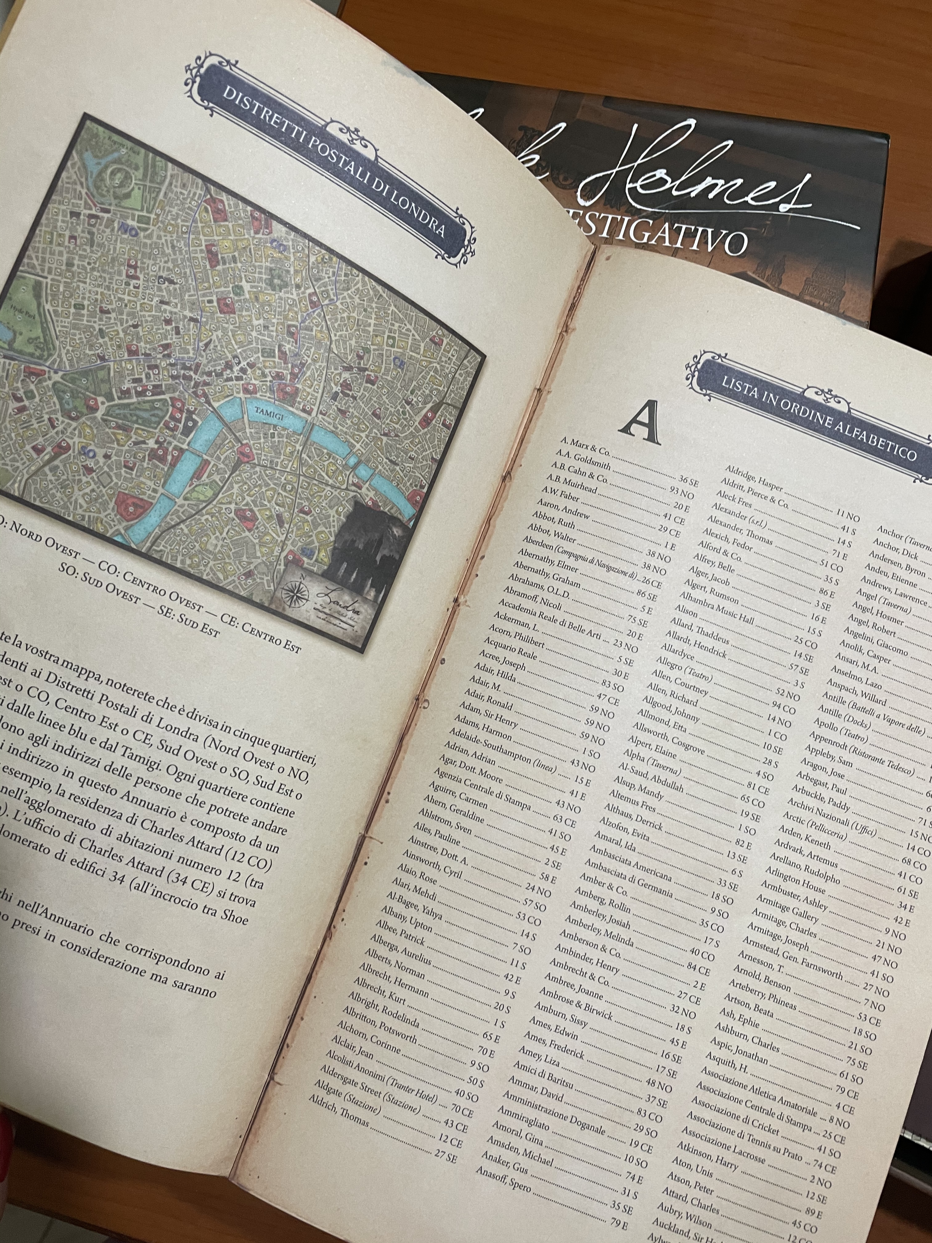 Asmodee Sherlock Holmes Delitti del Tamigi gioco investigativo 10 casi