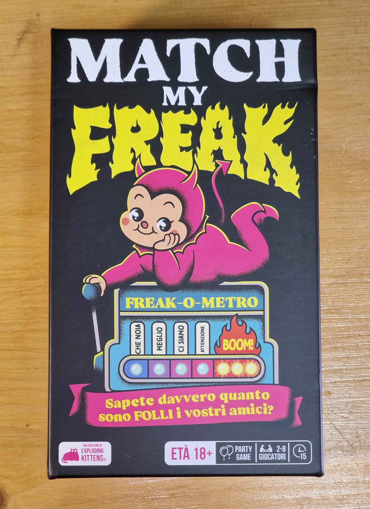 Asmodee Match My Freak gioco di carte adulti italiano 150 carte