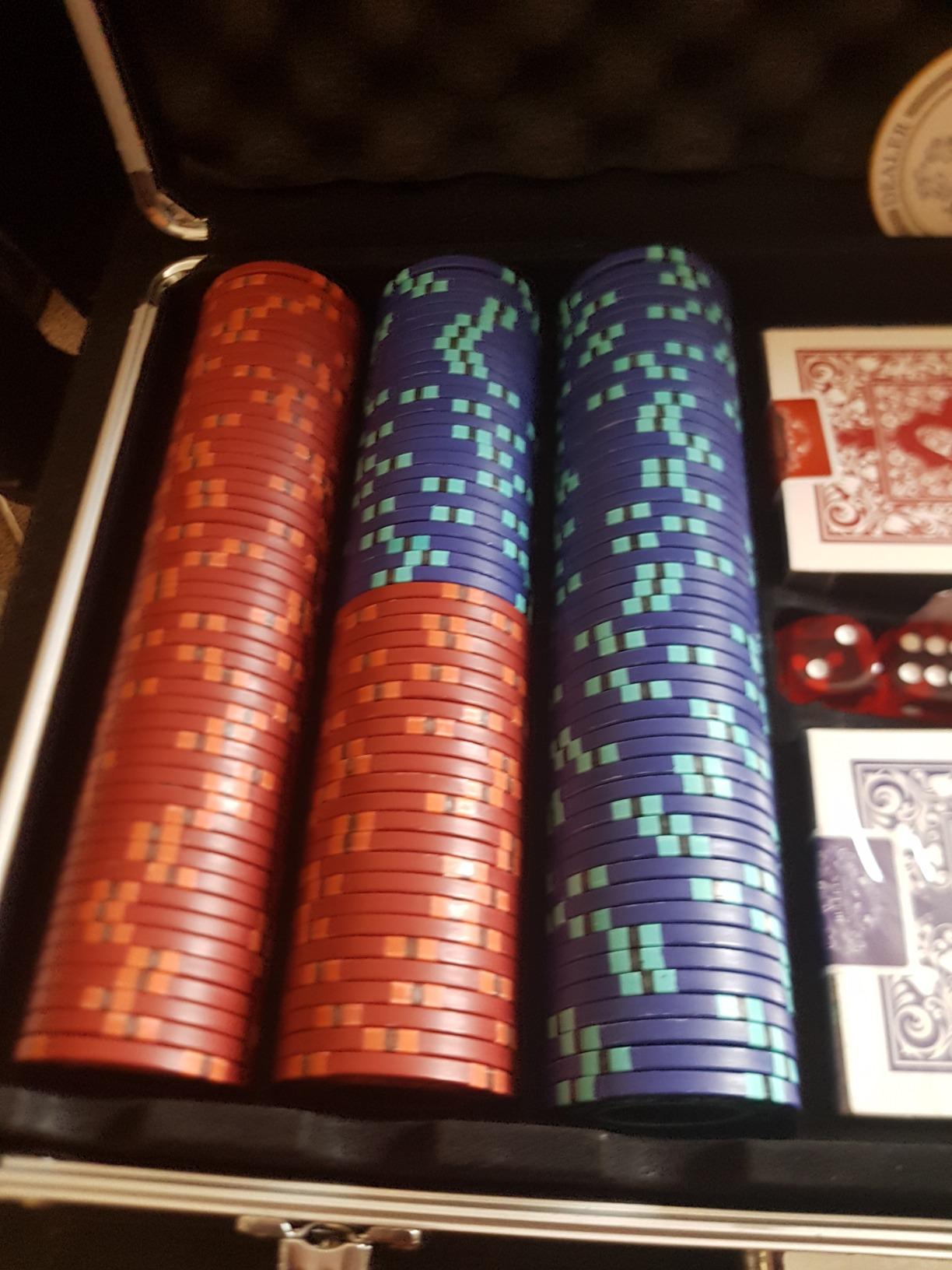Bullets Corrado Valigetta Poker 300 Chip Clay Carte