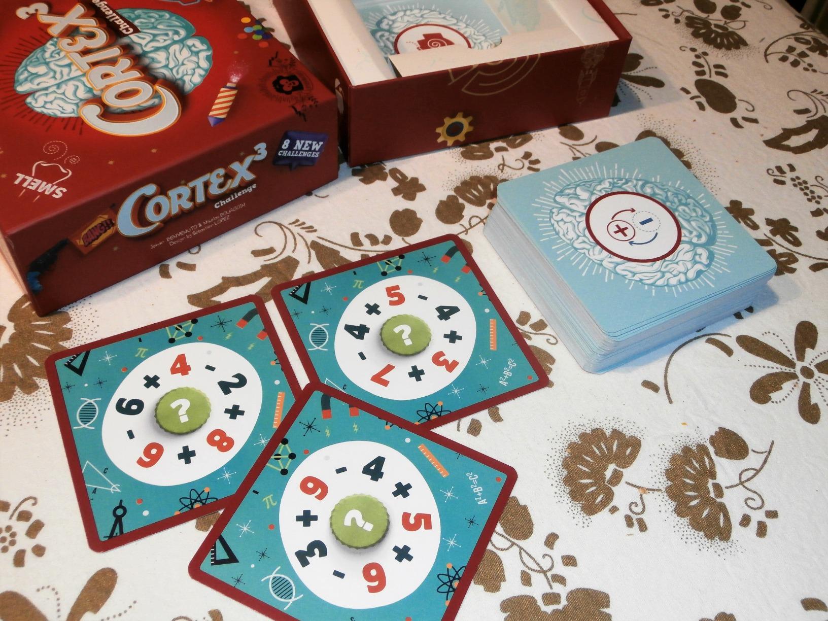 Asmodee Cortex 3 Challenge Rosso gioco carte party 8+ anni