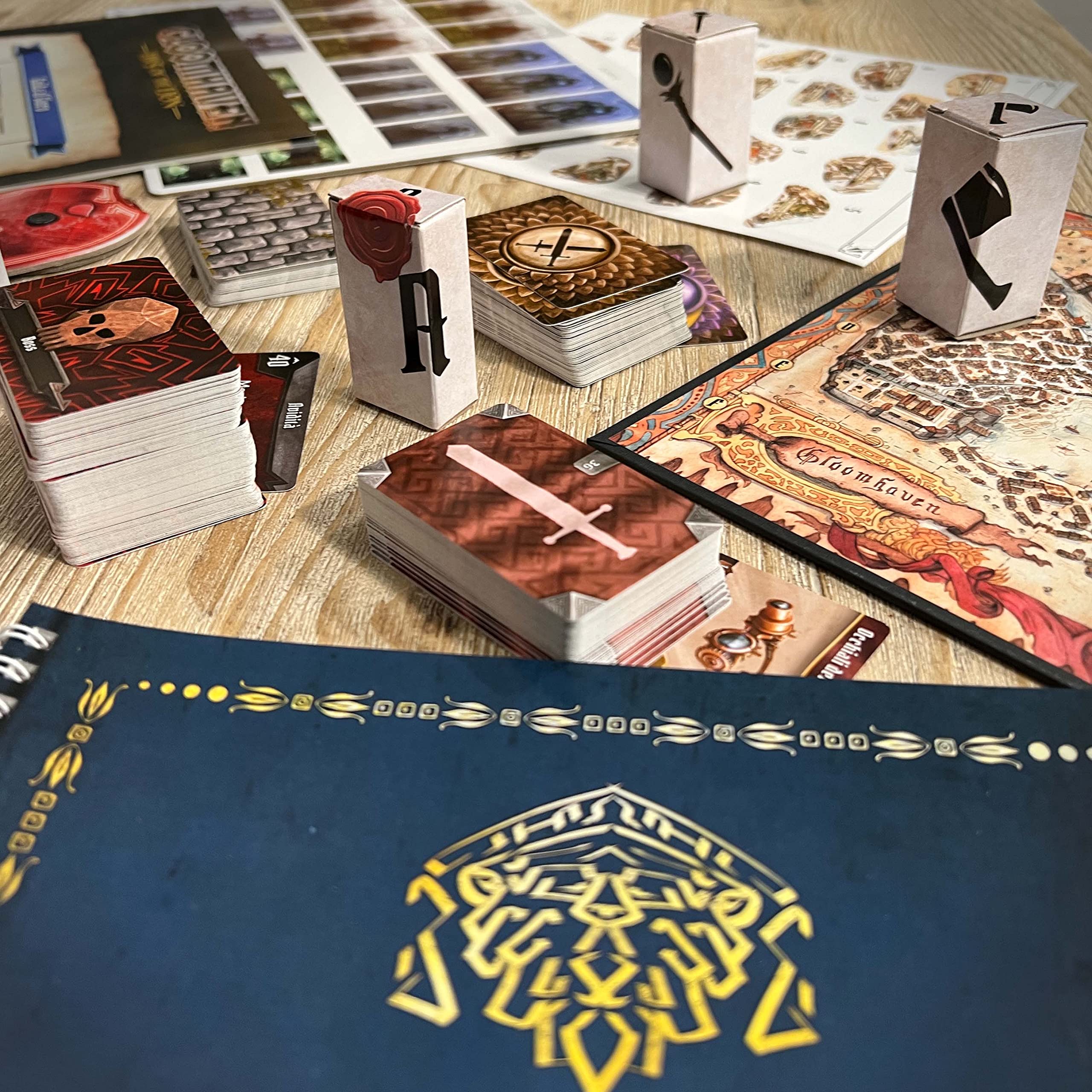 Asmodee Jaws of the Lion gioco collaborativo campagna fantasy