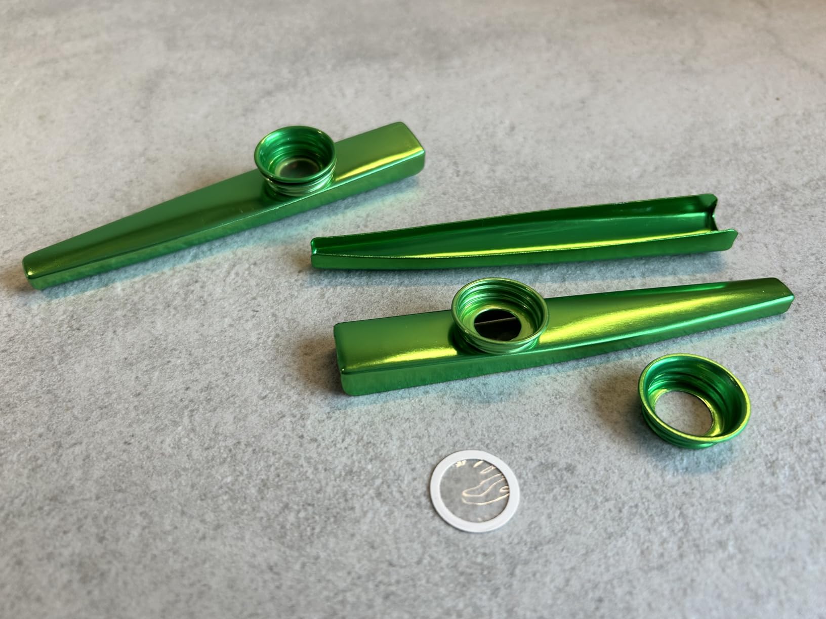 Asmodee Kazoo That Tune party game musicale con kazoo