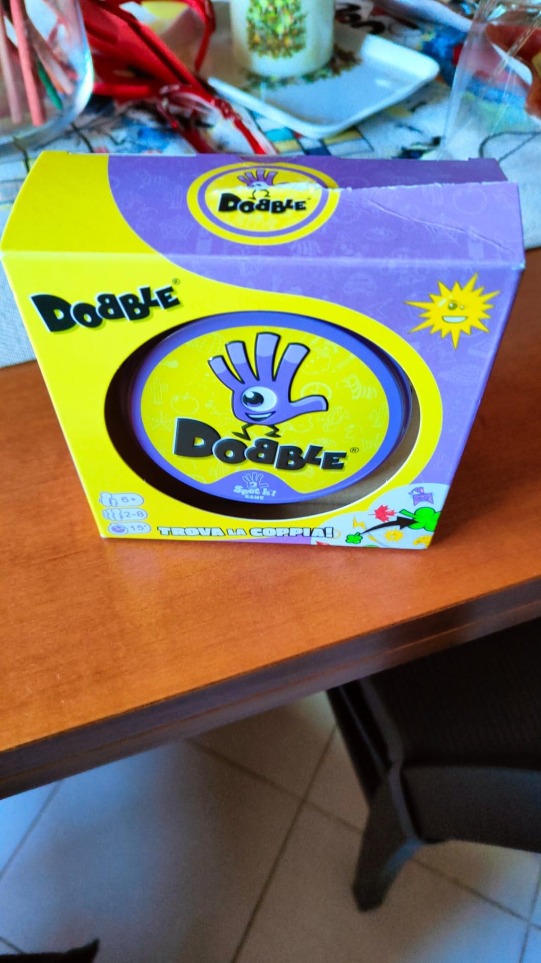 Asmodee Dobble Classico gioco di carte edizione italiana 2-8 giocatori