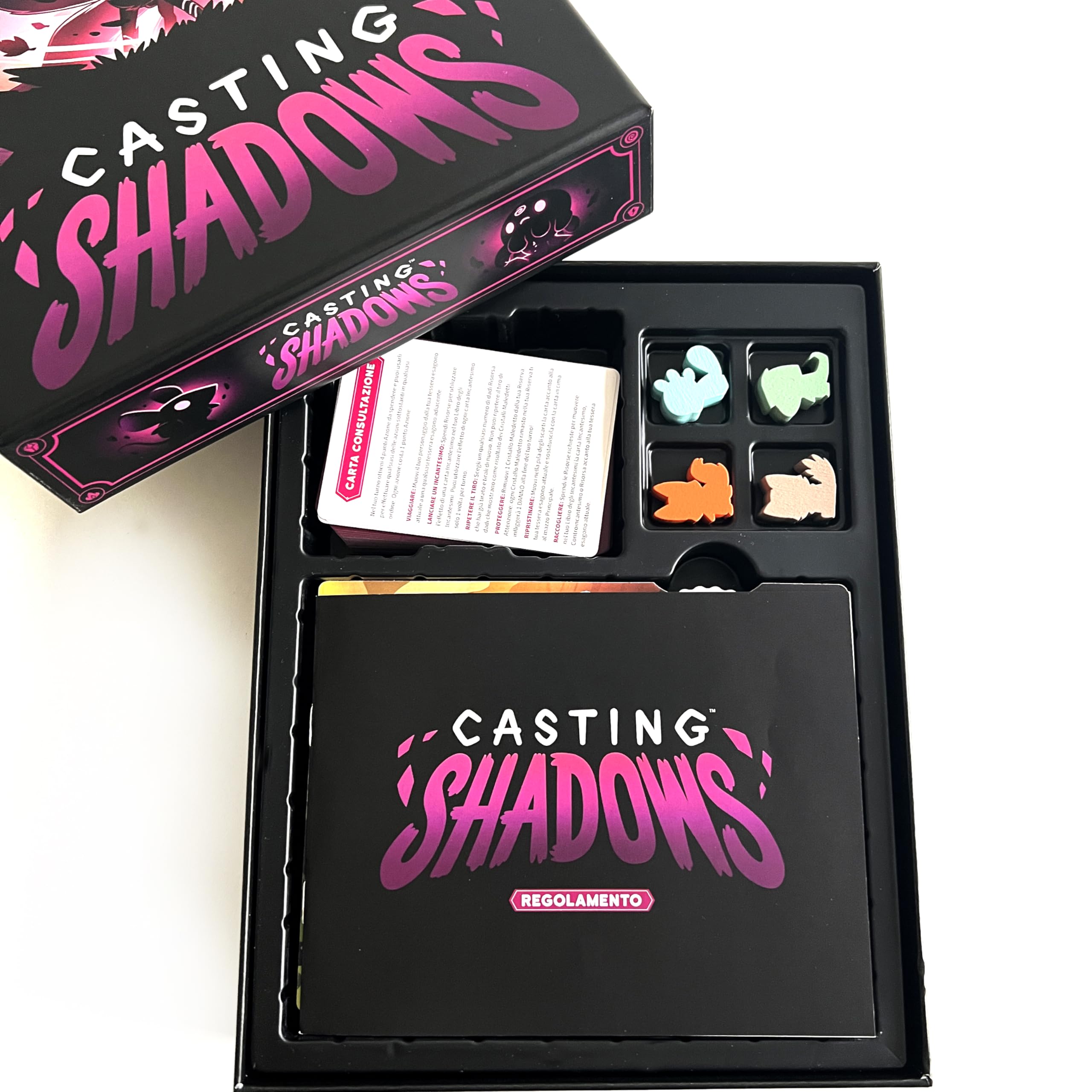 Asmodee Casting Shadows gioco carte strategico fantasy
